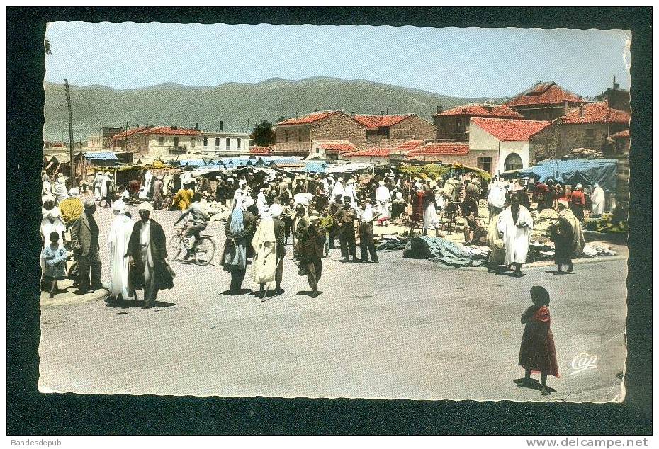 CPSM - Algérie - Batna - Marché Indigène (CAP 30 Format CPA) - Batna