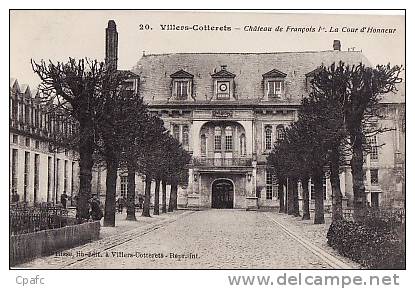 Villers Cotterets : Cours D'Honneur Du Chateau De François 1er - Villers Cotterets