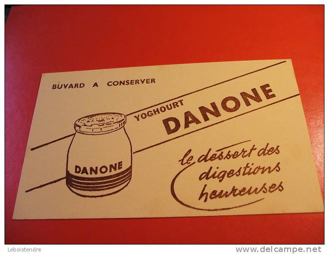 BUVARD : DANONE YOGHOURT-TAILLE: 21X12CM - Produits Laitiers