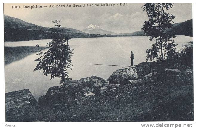 Au Bord Du Grand Lac De Laffrey - Laffrey