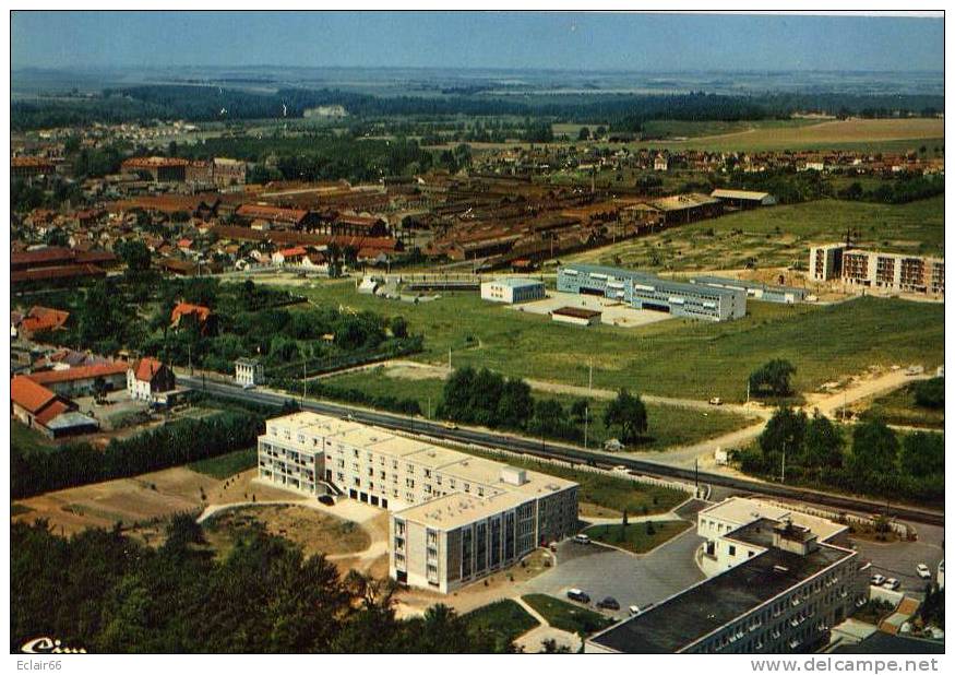 02.GUISE. Vue Générale Aérienne Sur L'Hôpital.  Et Sa Maison De Retraite - Guise