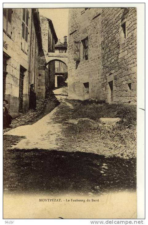 CPA (82)    MONTPEZAT  Le Faubourg Du Barri - Montpezat De Quercy