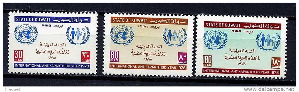 Kuweit ** N° 792 à 794 - Année De Lutte Contre L'apartheid - Kuwait