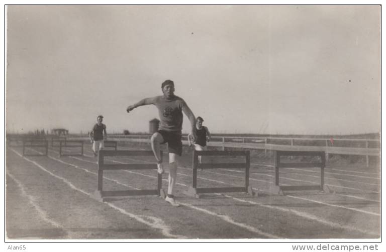 Man Running Hurdles In Real Photo Vintage Postcard, ´JHS´ Uniform, Track Event - Leichtathletik