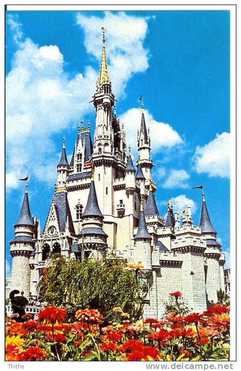USA Welcome To The Magic Kingdom - Fantasyland - Disney - Cinderella Castle - Disneyworld
