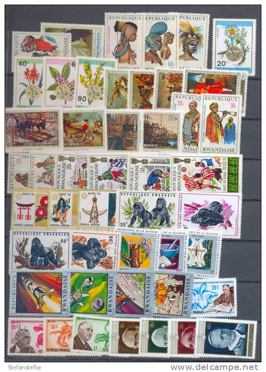 Rwanda Collection:   3 SCANS ** MNH   (zie Scan)  All Different  About 150 Stamps - Colecciones