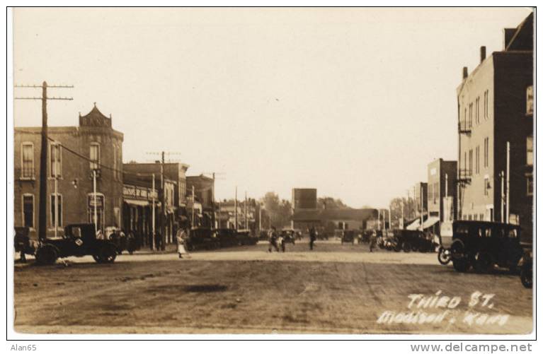 Madison Kansas Third Street Real Photo On Vintage Postcard - Other & Unclassified