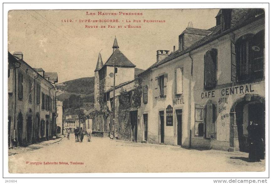 1412  -  SAINT-PE-de-BIGORRE  --  La Rue Principale - Route De Pau Et L'Eglise - Saint Pe De Bigorre