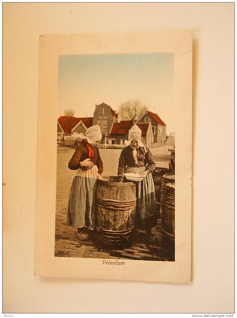 Volendam  -Costumes  -animation - Cca 1910´s    VF  D37382 - Volendam