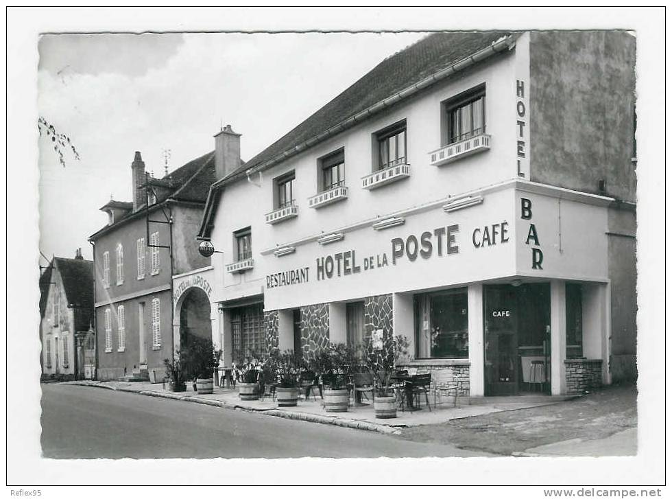 FLOGNY - L'Hôtel De La Poste - Flogny La Chapelle