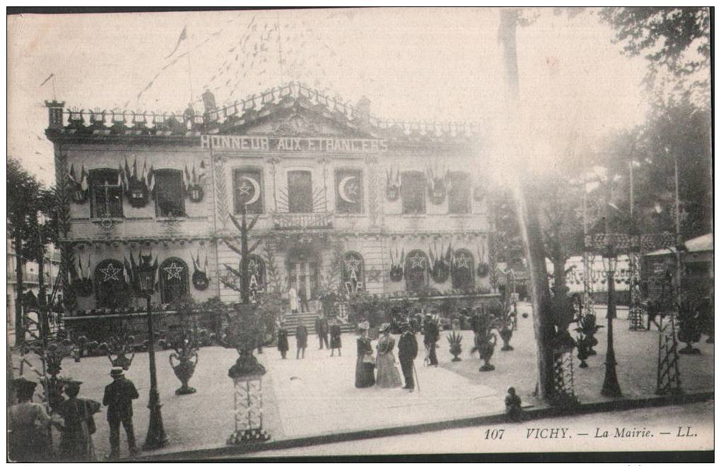 VICHY LA MAIRIE - Vichy