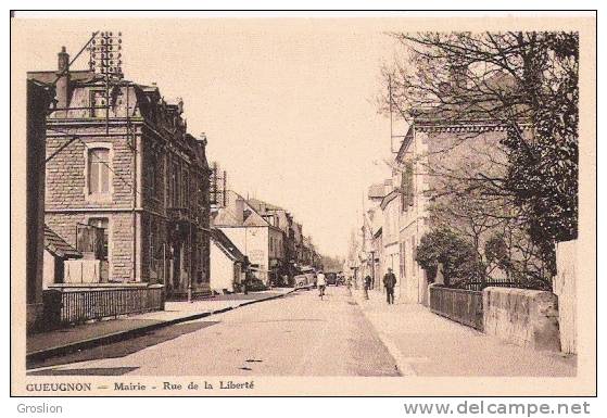 GUEUGNON MAIRIE RUE DE LA LIBERTE - Gueugnon