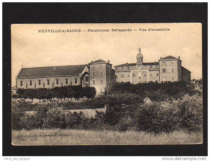 69 NEUVILLE Sur SAONE, Pensionnat Bellegarde, Vue D'ensemble, Ed Chambion, Voyagé En 1915, Pli Sup D - Neuville Sur Saone