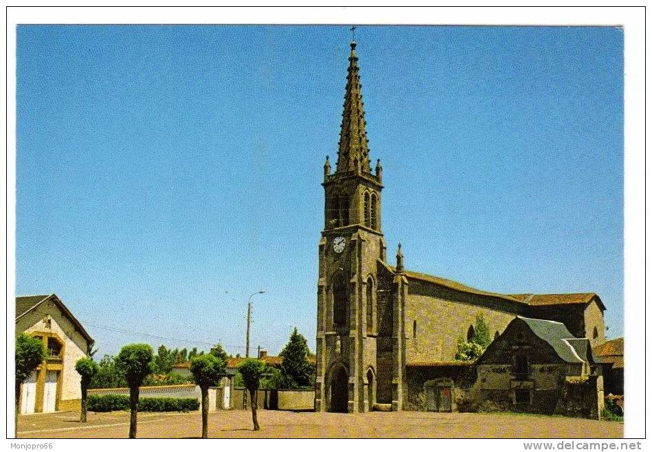 CPM De L Absie   L Eglise XII ème - L'Absie