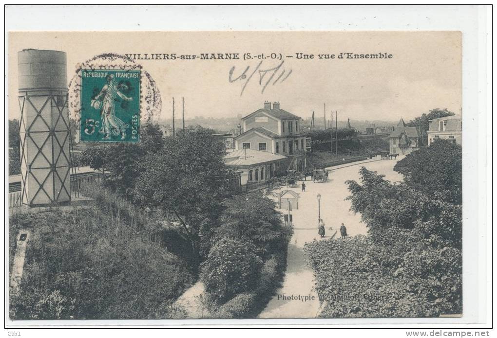 94 --- Villiers - Sur - Marne --- Une Vue D´ensemble --- ( La Gare ) - Villiers Sur Marne