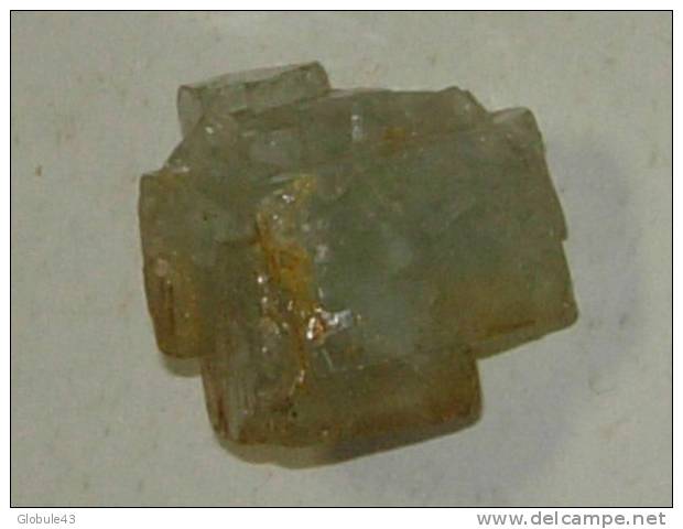 ASSEMBLAGE DE CUBES DE FLUORINE LEGER BLEUTE (en Escalier) 3 X 3 X3 Cm MARSANGES - Mineralien