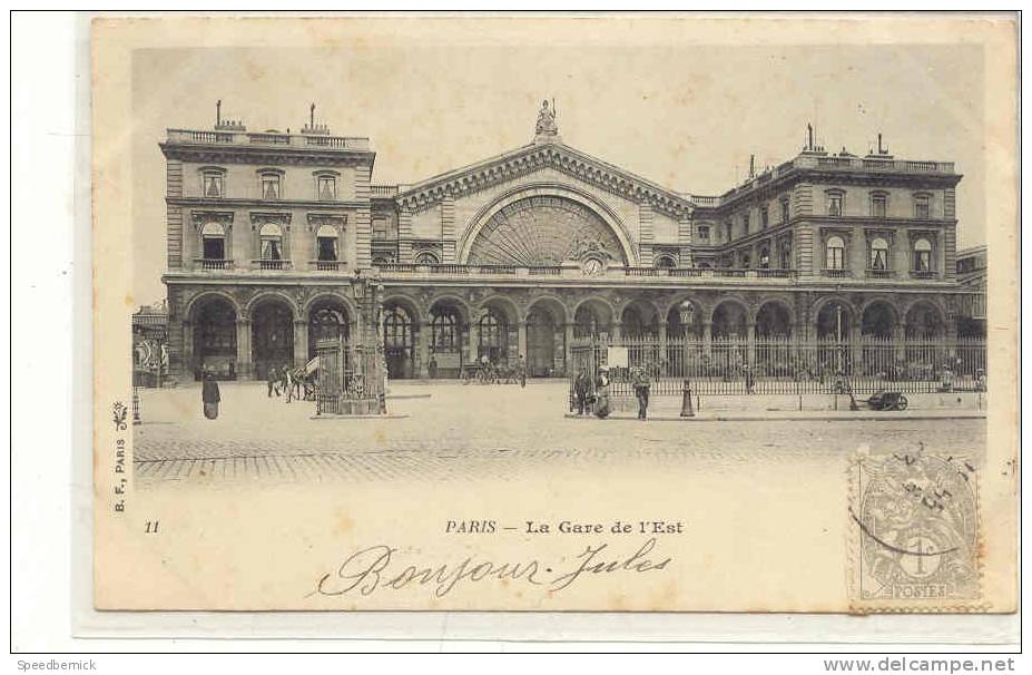 12528 Paris Gare De L'est . 11 B.F. - Gares - Sans Trains