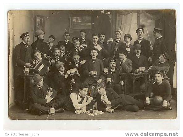 VINTAGE POSTCARD Ca1900 Music Theatre School Photo - Escuelas