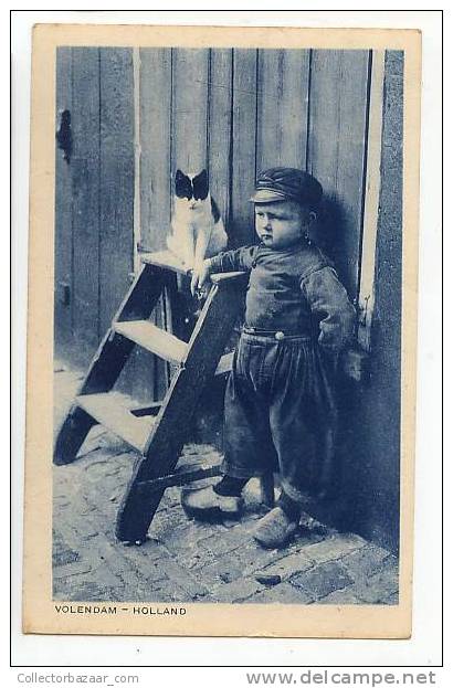 VINTAGE POSTCARD Ca1900 Holland Cat Baby Boy - Gatos