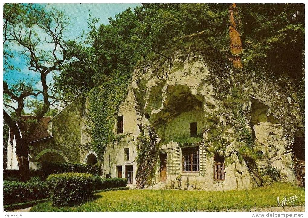 En Touraine... Maison Troglodyte - éd. Valoire "Les Merveilles Du Val De Loire" (non Circulée) - Centre-Val De Loire