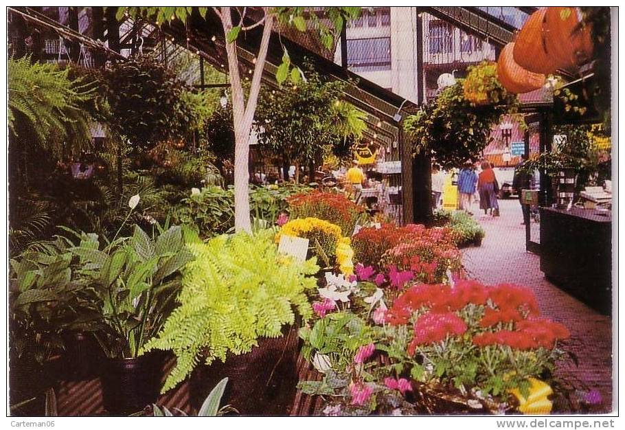 Etats-Unis - Boston - Flower Stalls At The Quincy Market - Boston