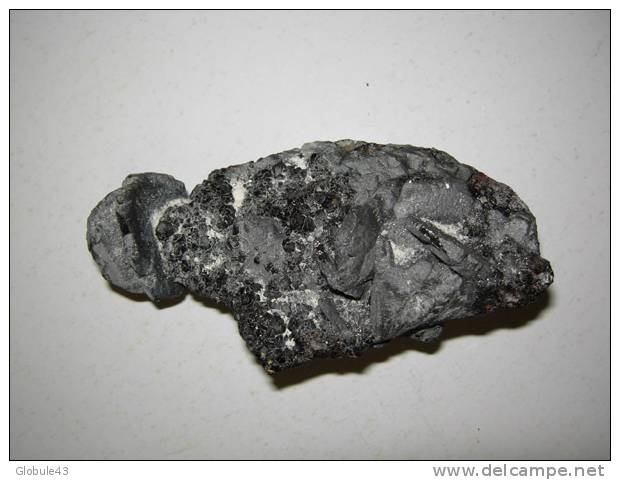 BOURNONITE (cristaux Jusqu´à 4 Cm) BLENDE ET GALENE 13 X 6 Cm MINE DES MALINES  ST LAURENT LE MINIER - Mineralen