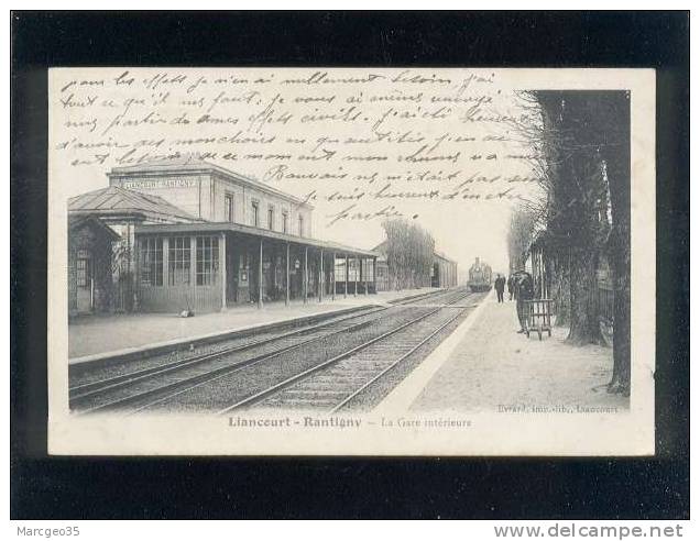 Liancourt Rantigny La Gare Intérieure édit.evrard  Train Chemin De Fer   Belle Carte - Liancourt
