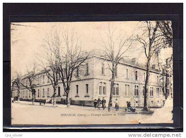 32 MIRANDE Ecole, Groupe Scolaire De Filles, Cour, Animée, Cachet, Ed Muret, 1915 *** ETAT *** - Mirande