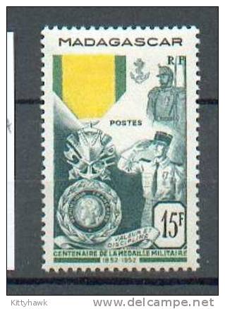 MADA 248 - YT 321 * - Chanières Complètes - Unused Stamps