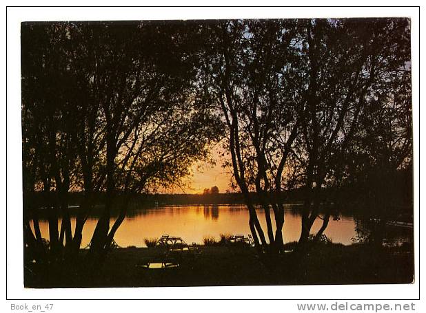 {50643} 72 Sarthe Sille Le Guillaume , Sillé Plage , Coucher De Soleil Sur Le Lac - Sille Le Guillaume