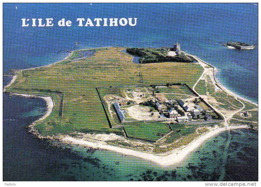 Carte Postale  50.  Saint-Vaast-la-Hougue  L'Ile Tatihou  Vue D'avion   Trés Beau Plan - Saint Vaast La Hougue