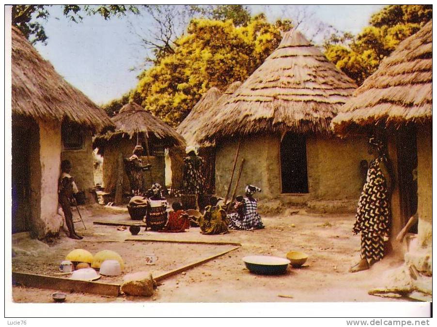 AFRIQUE EN COULEURS  -  Village Africain  - N°   3481 - Non Classés