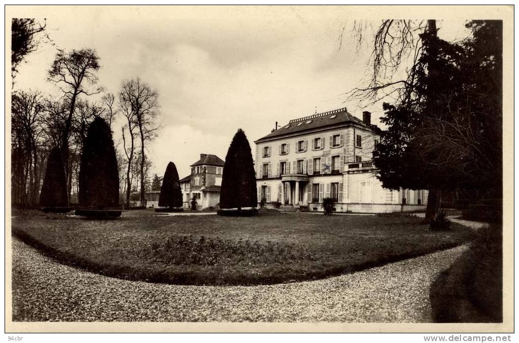 CPA (93)  NEUILLY SUR MARNE     Maison De Repos (carte Glacée) N° 3  Vue De La Propriété - Neuilly Sur Marne