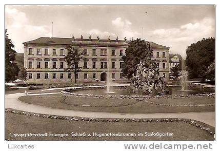 UNIVERSITÄTSSTADT ERLANGEN. SCHLOSS U. HUGENOTTENBRUNNEN IM SCHLOSSGARTEN. - Erlangen