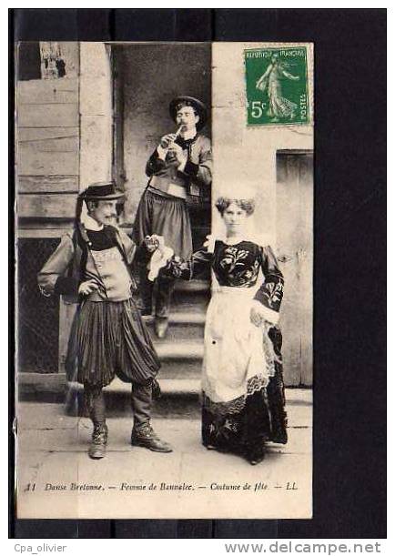 29 BANNALEC Types Bretons, Danse Bretonne, Costume De Fete, Ed LL 11, 1912 - Bannalec