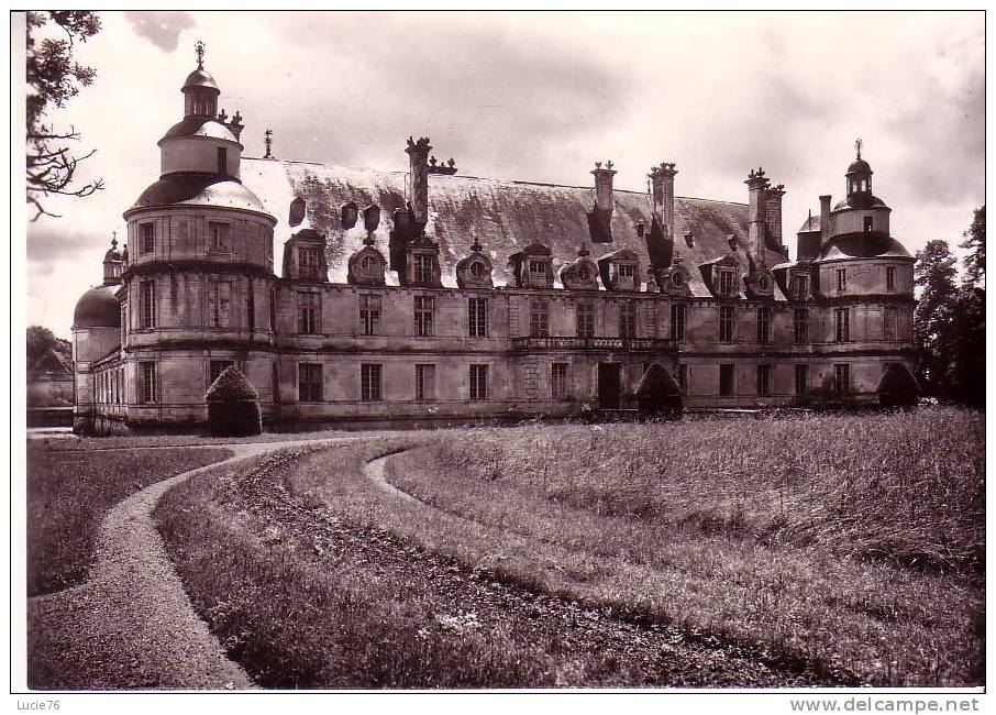 TANLAY -   Le Château  -  XVIè - XVIIè S.  -  Façade Sur Le Parc - Tanlay