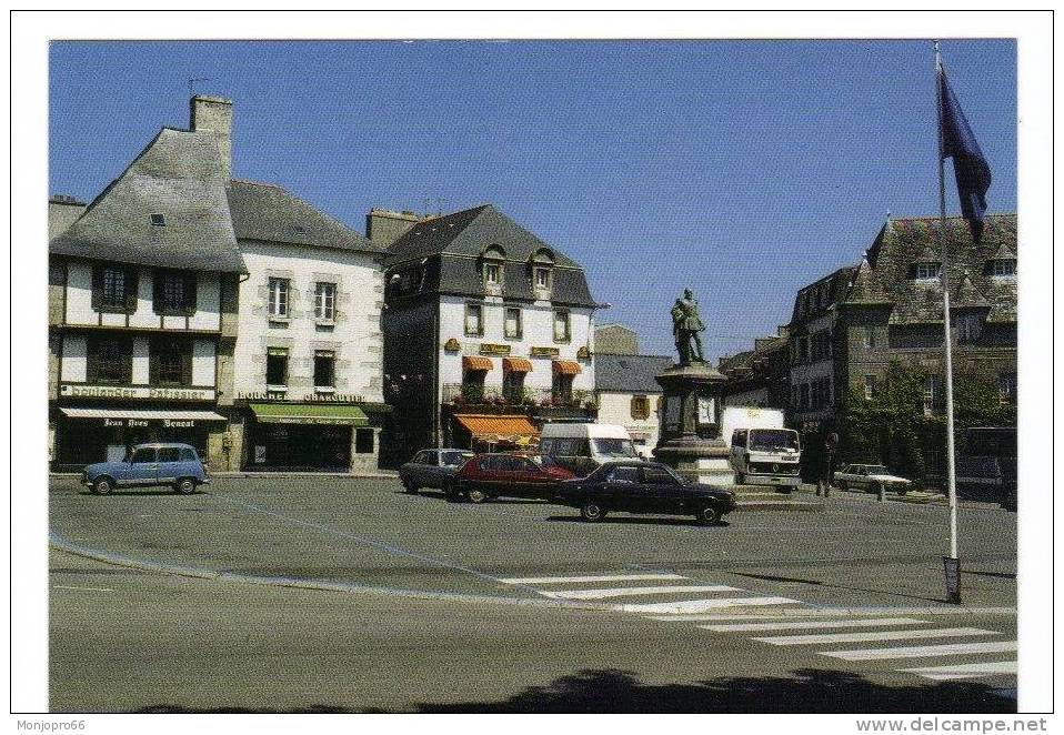 CPM De Lesneven   Place Général Le Flô - Lesneven