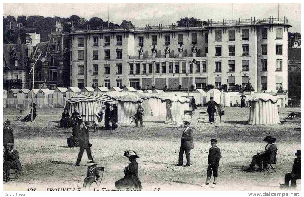 CPA 14 TROUVILLE LE TROUVILLE PALACE - Trouville