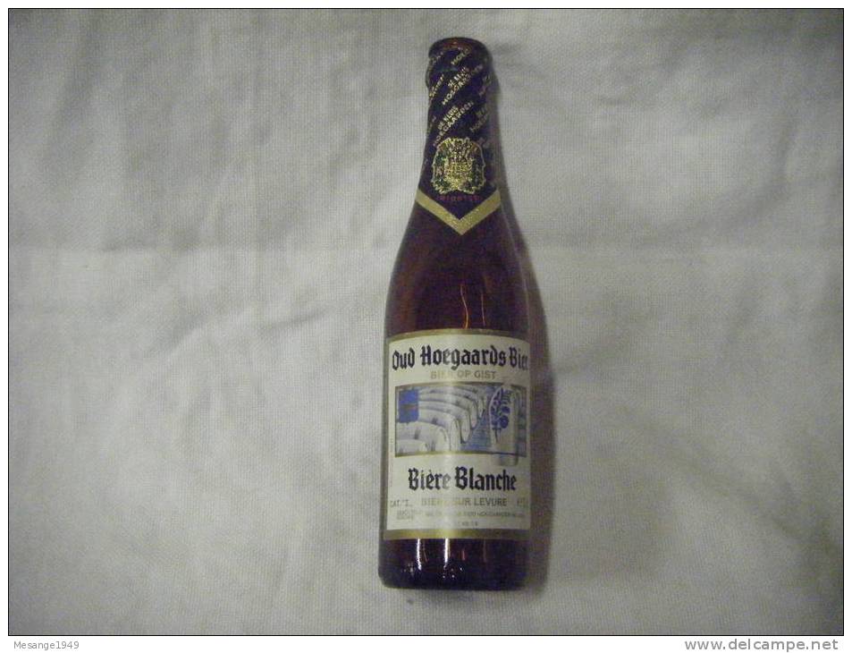 Bouteille De Biere  Vide 33 Cl   Oud Hoegaards Bier --    7-7803 - Beer