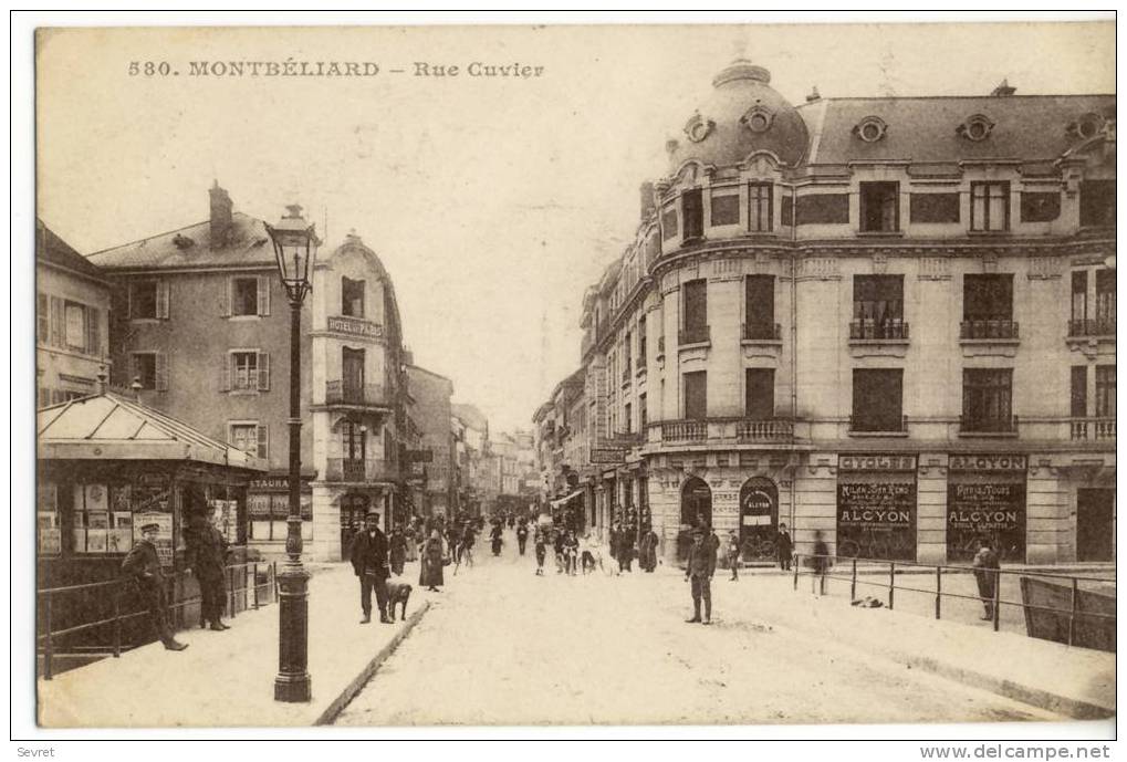 MONTBELIARD. - Rue Cuvier. - Montbéliard