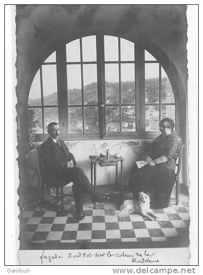 06 //  VILLA CAMILLE, Chemin De Bellet, Carte Photo, Intérieur Et Vue Par La Fenêtre Sur Le Coteau De La Madeleine - Cafés, Hôtels, Restaurants