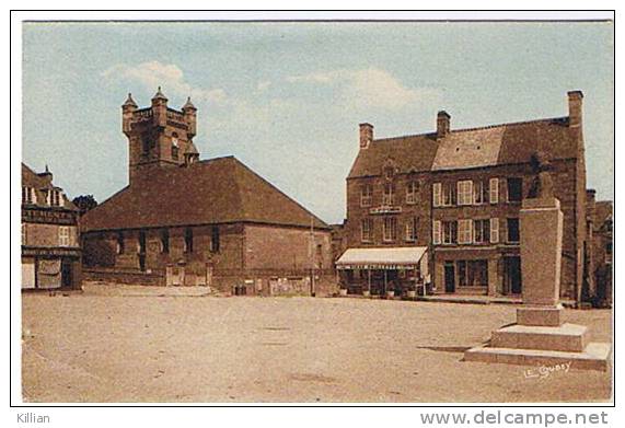 St Pierre L'église Place De L'abbé St Pierre - Saint Pierre Eglise