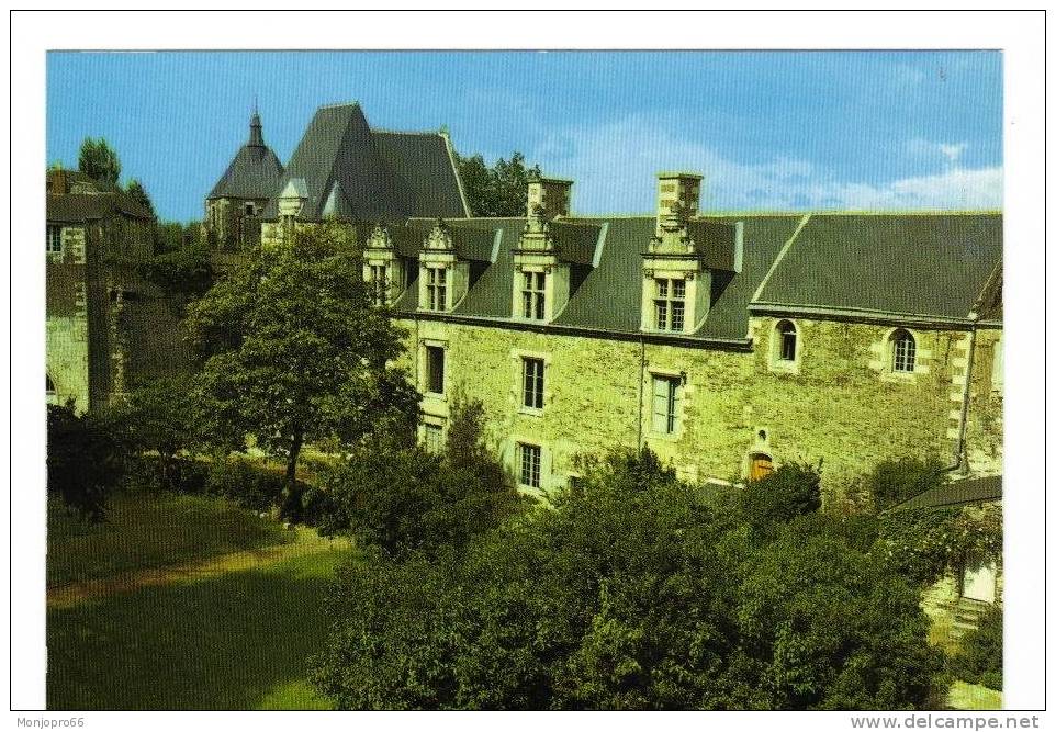 CPM D Ancenis   La Cour Intérieur Du Château - Ancenis