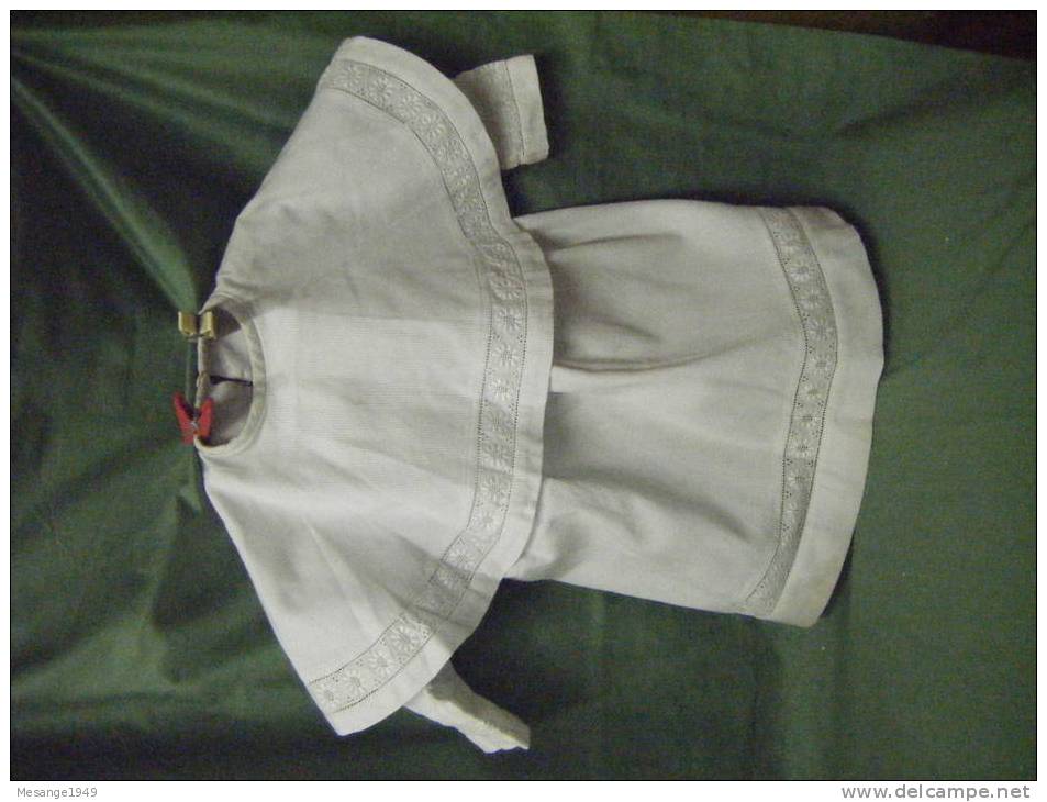 Tres Belle Robe D'enfant (peut Etre De Bapteme)------- Largeur Epaule 25 Cm -ouverte Dans Le Dos-- - Baptism