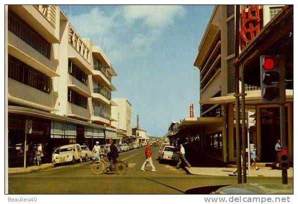 NOUMÉA      LE CENTRE COMMERCIAL  RUE DE L'ALMA - Nouvelle Calédonie