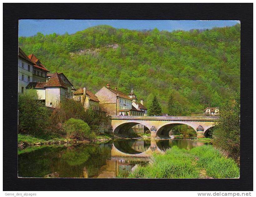 25 SAINT  HIPPOLYTE, Pont Du Doubs, CPSM 10x15, Combier, Voyagé En 1992 - Saint Hippolyte