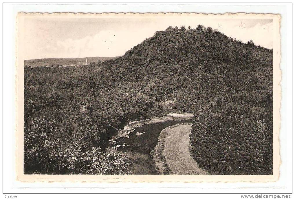 HERBEUMONT.La SEMOIS Au Pied Du Mamelon Et Des Ruines Du Château.Oblitérés Herbeumont 1956 - Herbeumont