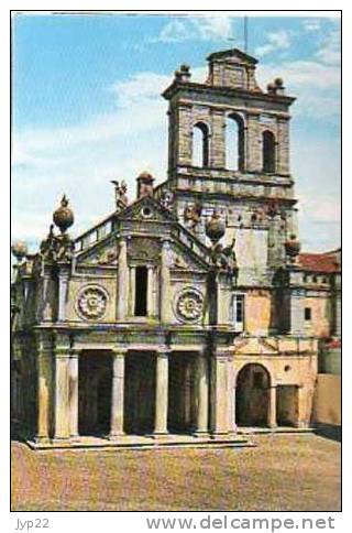 Portugal Evora Carnet 12 Cp Vues Diverses église Palais Royal Place Avec Vieilles Voitures Dont Peugeot 404 - Evora