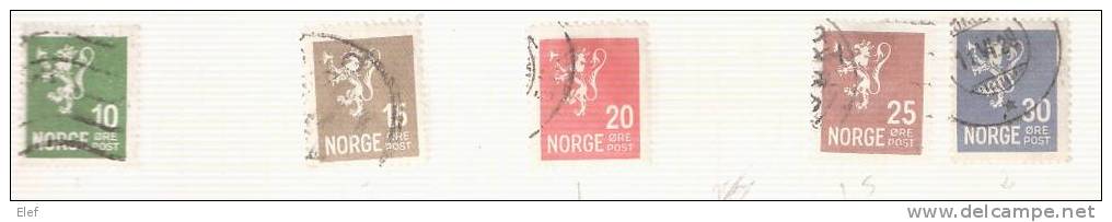 NORGE / Norvège,1926," Blason LION" ; 8 Timbres Yvert N° 112,113,115,117,118,119,121,122 Obl  ; TB - Gebraucht