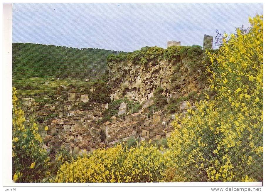 COTIGNAC - Vue Générale Et Tours Féodales  - N°   15985 - Cotignac